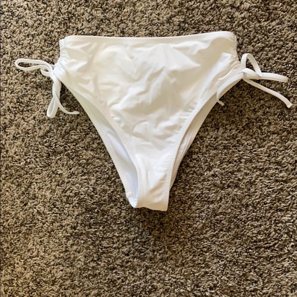 F21 || high-waist swim bottoms